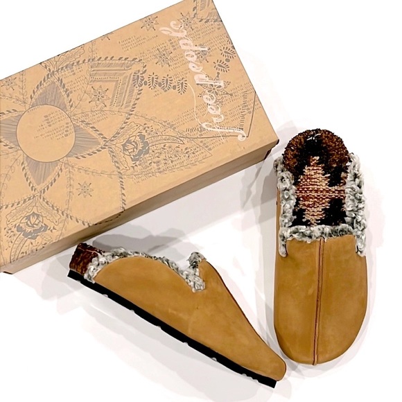 Free People Damon Cozy Suede Leather Faux Fur Mule NWT - Picture 1 of 9